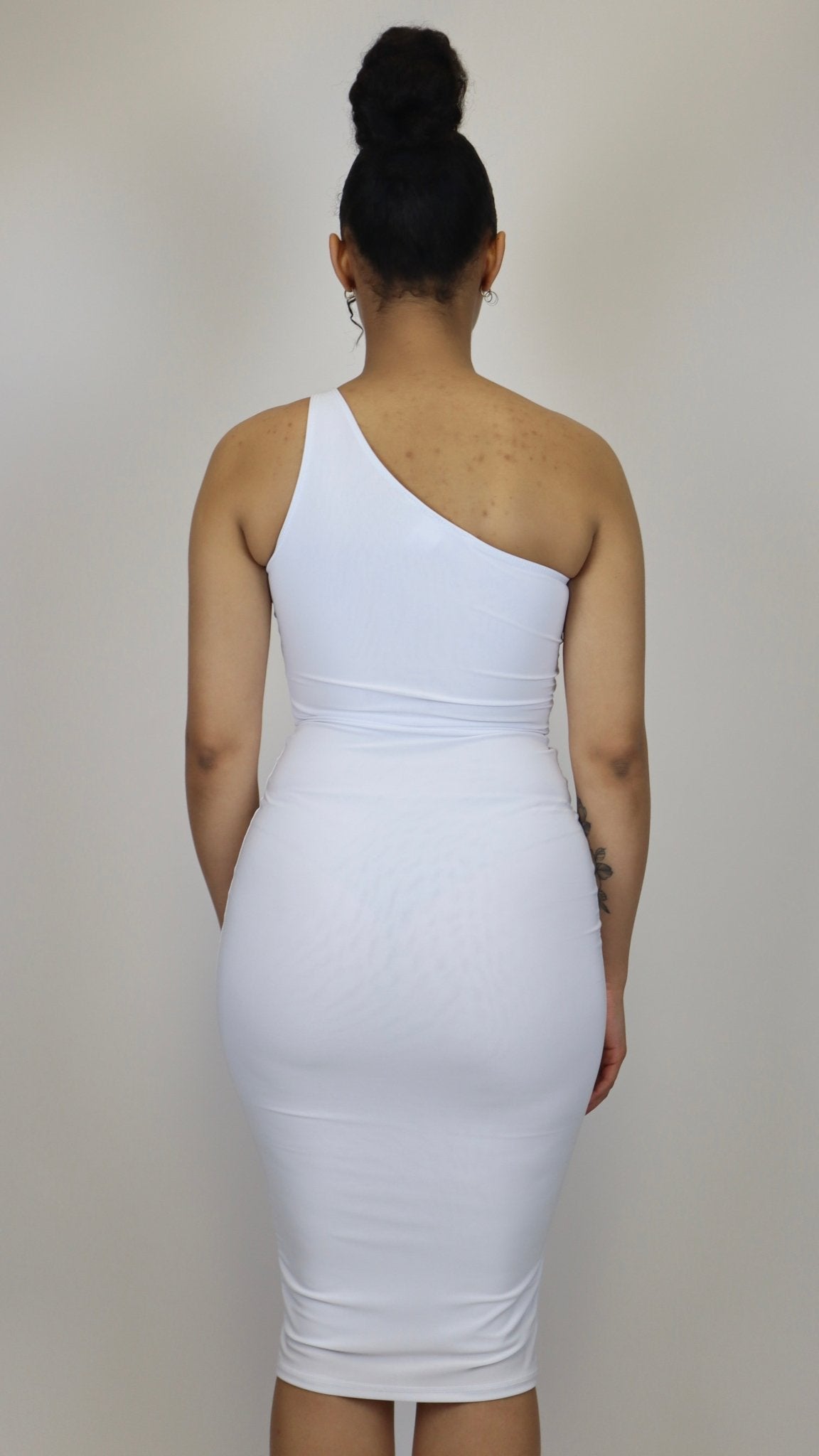 Mia Dress (White) - Fashionistar boutique